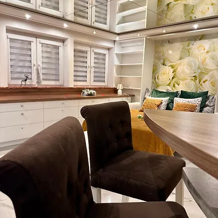 Apartmán Deluxury Mirror Centrum