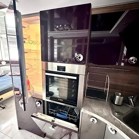 Deluxury Mirror Centrum Daire