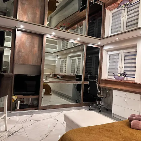Daire Deluxury Mirror Centrum Varşova