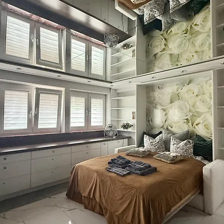 Deluxury Mirror Centrum *