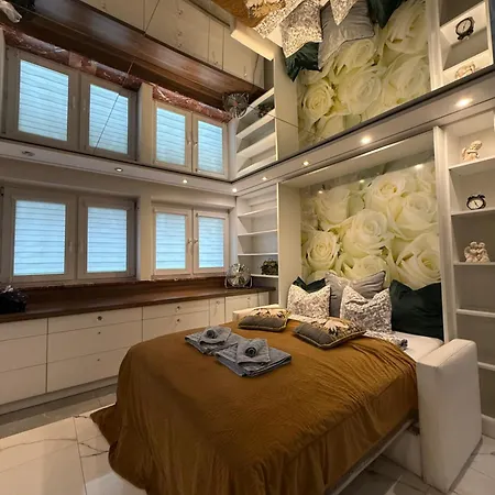Daire Deluxury Mirror Centrum Varşova