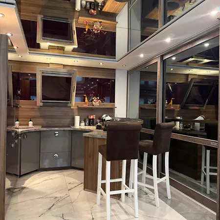 Deluxury Mirror Centrum Varşova