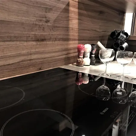 Deluxury Mirror Centrum 바르샤바