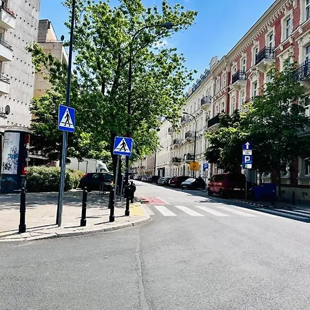 Deluxury Mirror Centrum 아파트 *