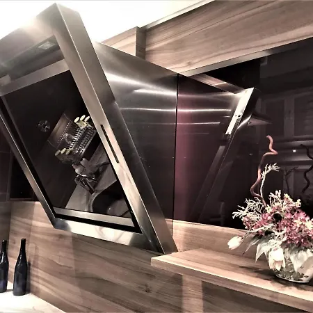 Deluxury Mirror Centrum * Varsovie